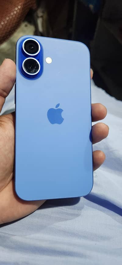 Apple iPhone 16 [with box]