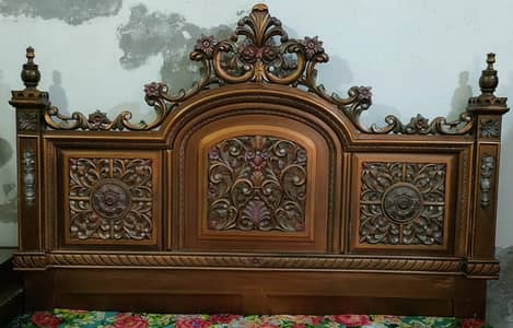 Bed with side tables, Dressing table, Crockery Cabinet