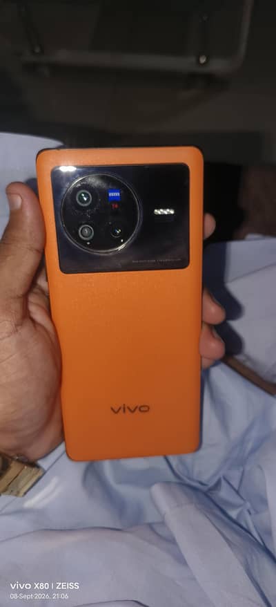 vivo x80