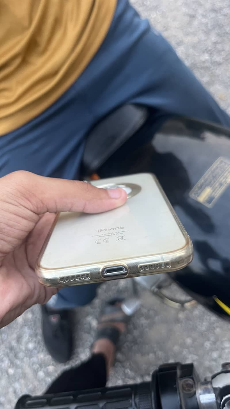 Apple iPhone X 1