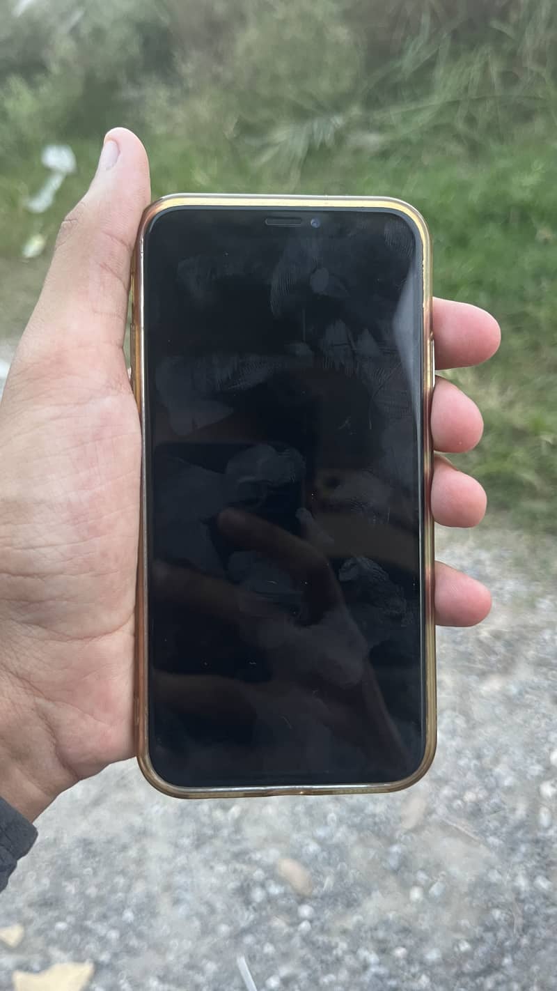 Apple iPhone X 3