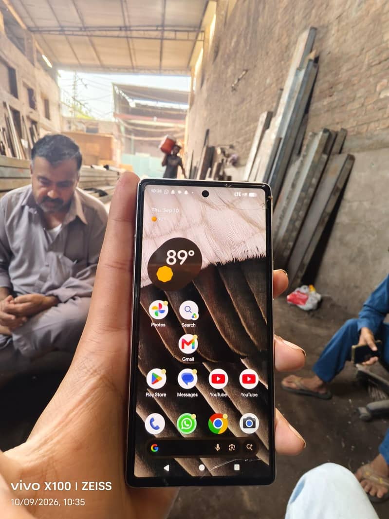 Google pixel 7A 5