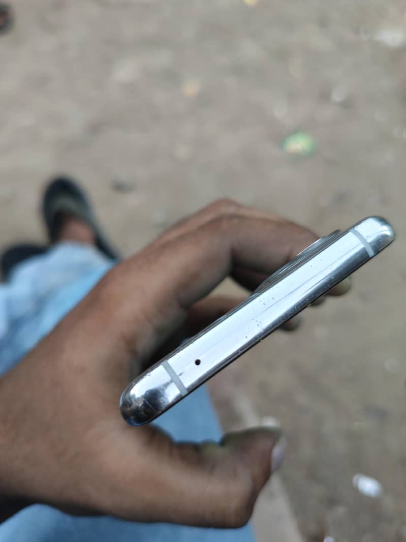 One Plus 9 Pro 1