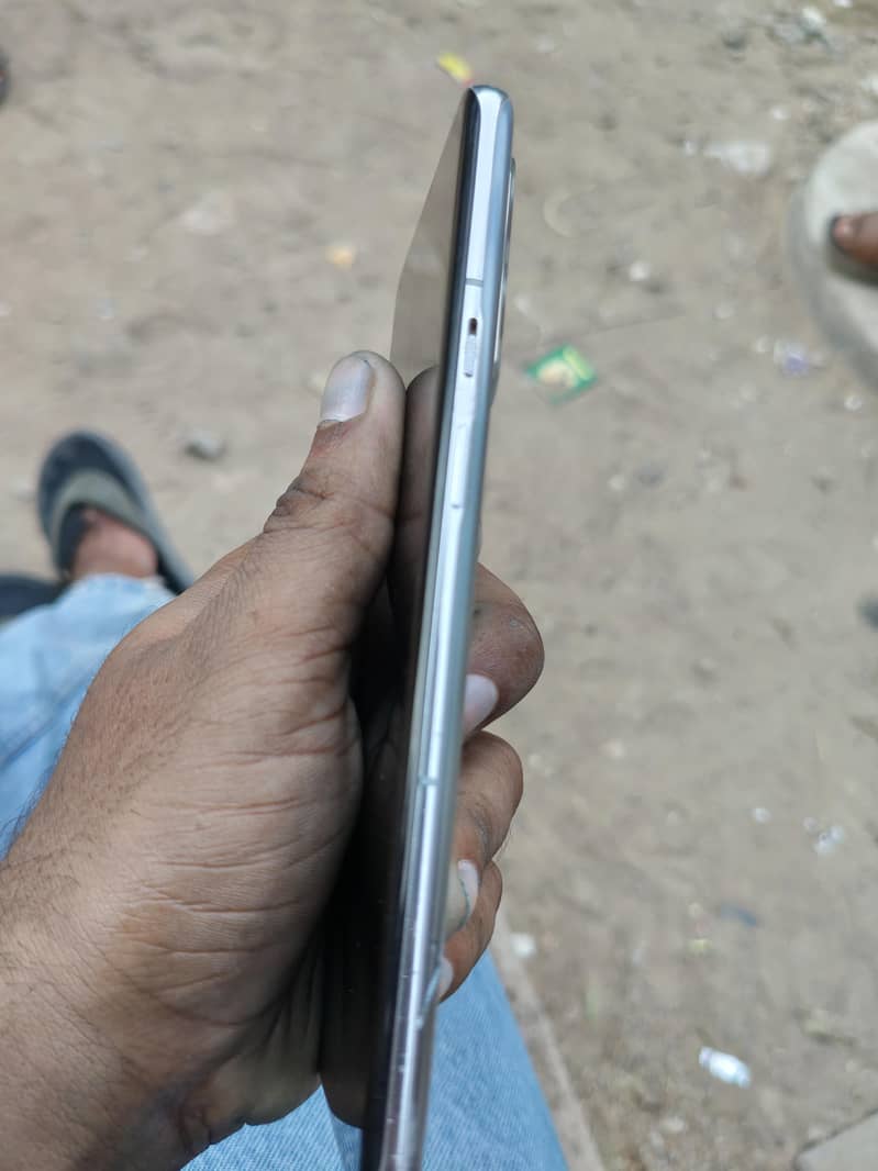 One Plus 9 Pro 3