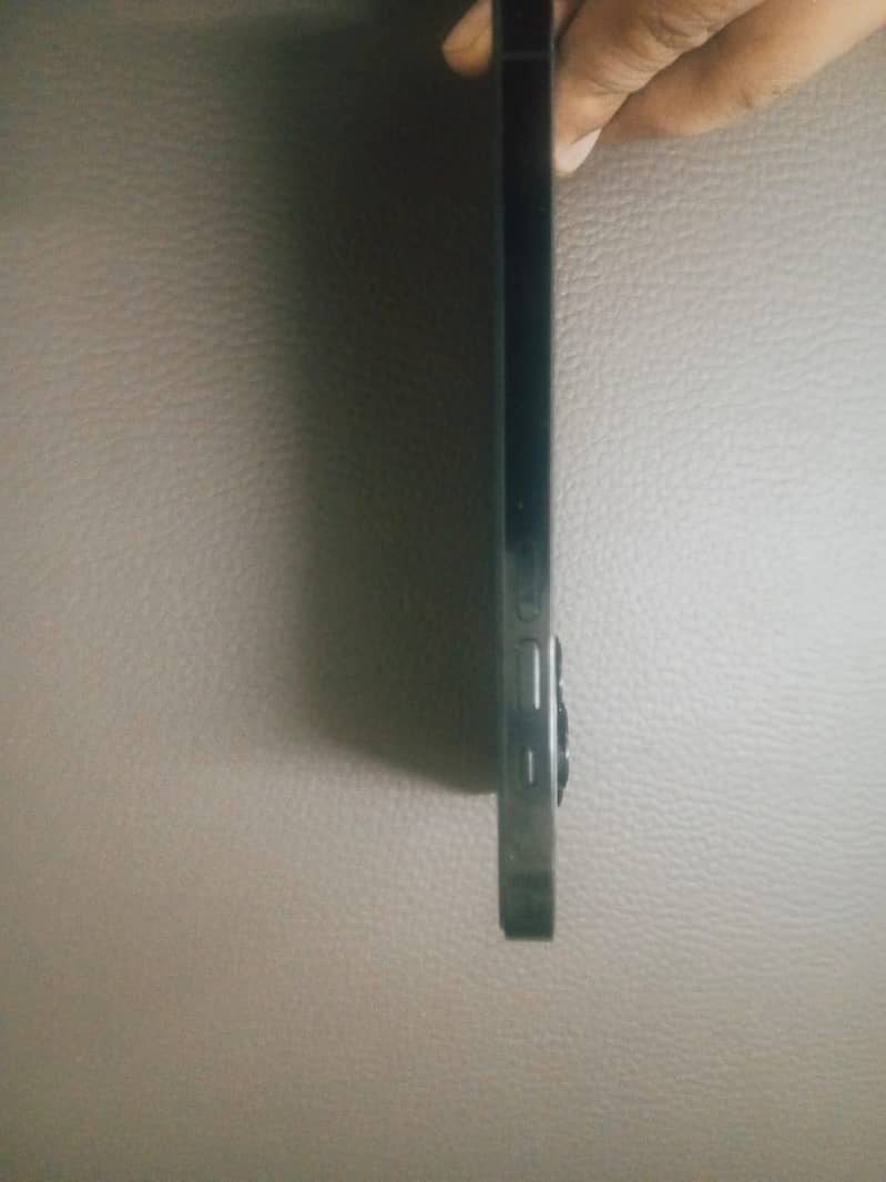 Apple iPhone 14 Pro 0
