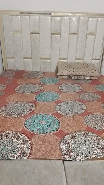 King size bed with storage drawer
