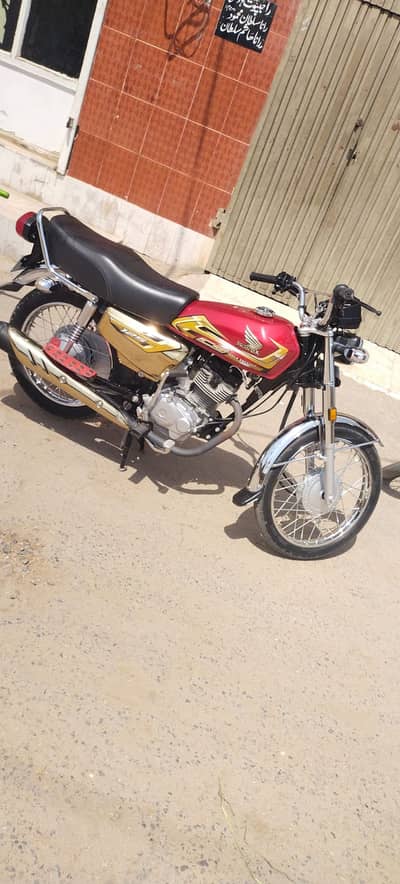 Honda CG 125 2026