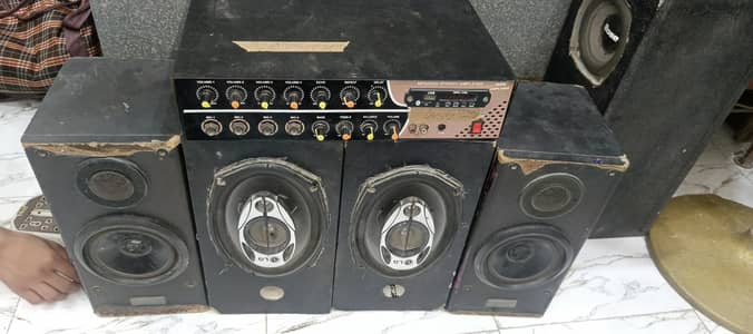 Amplifier+ Speakers and Woffer