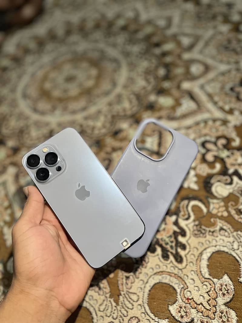 Apple iPhone 13 Pro 6