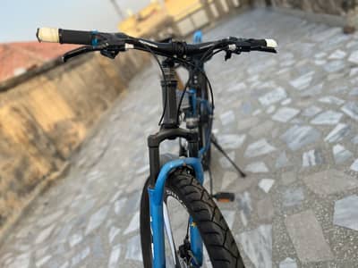 Morgan sports mountain bike 21 speed disc brake mag wheels