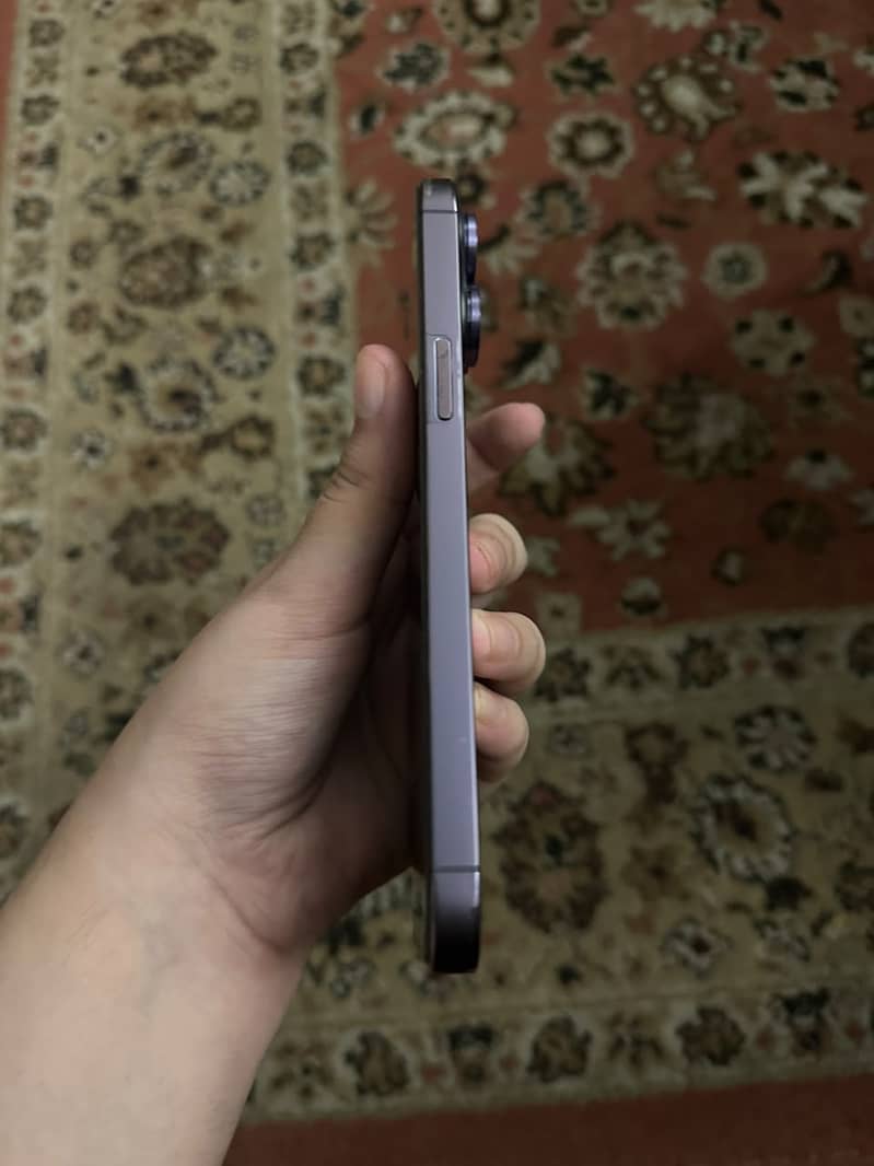 Apple iPhone 14 Pro Max 2