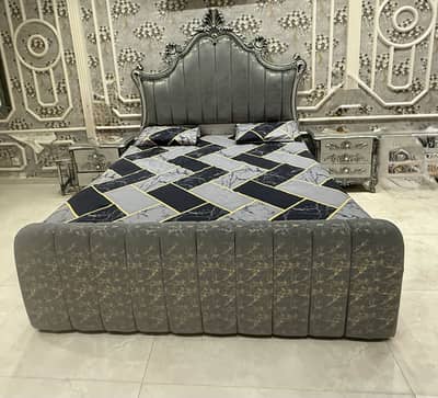 King size bed with side tables