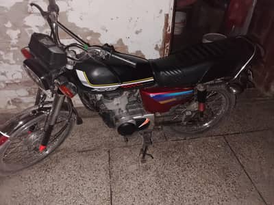 `Honda CG125  2004 Model - Sargodha - Used