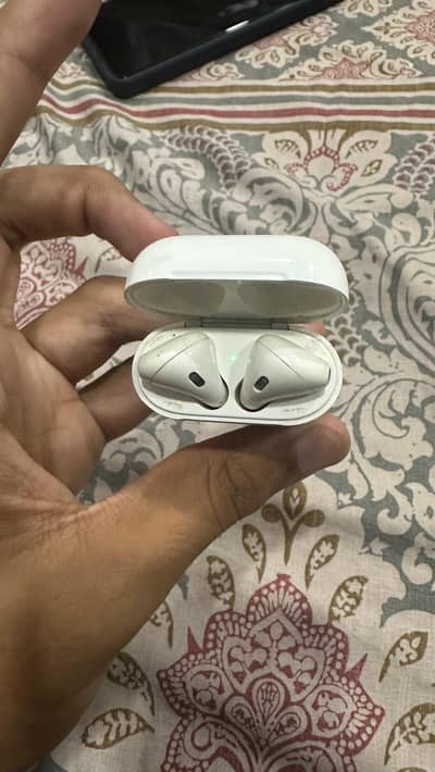 100% Original Apple Airpods 1st generation