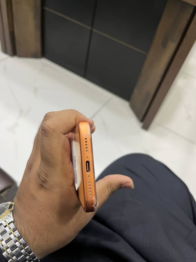 Apple iPhone 17 Pro 4
