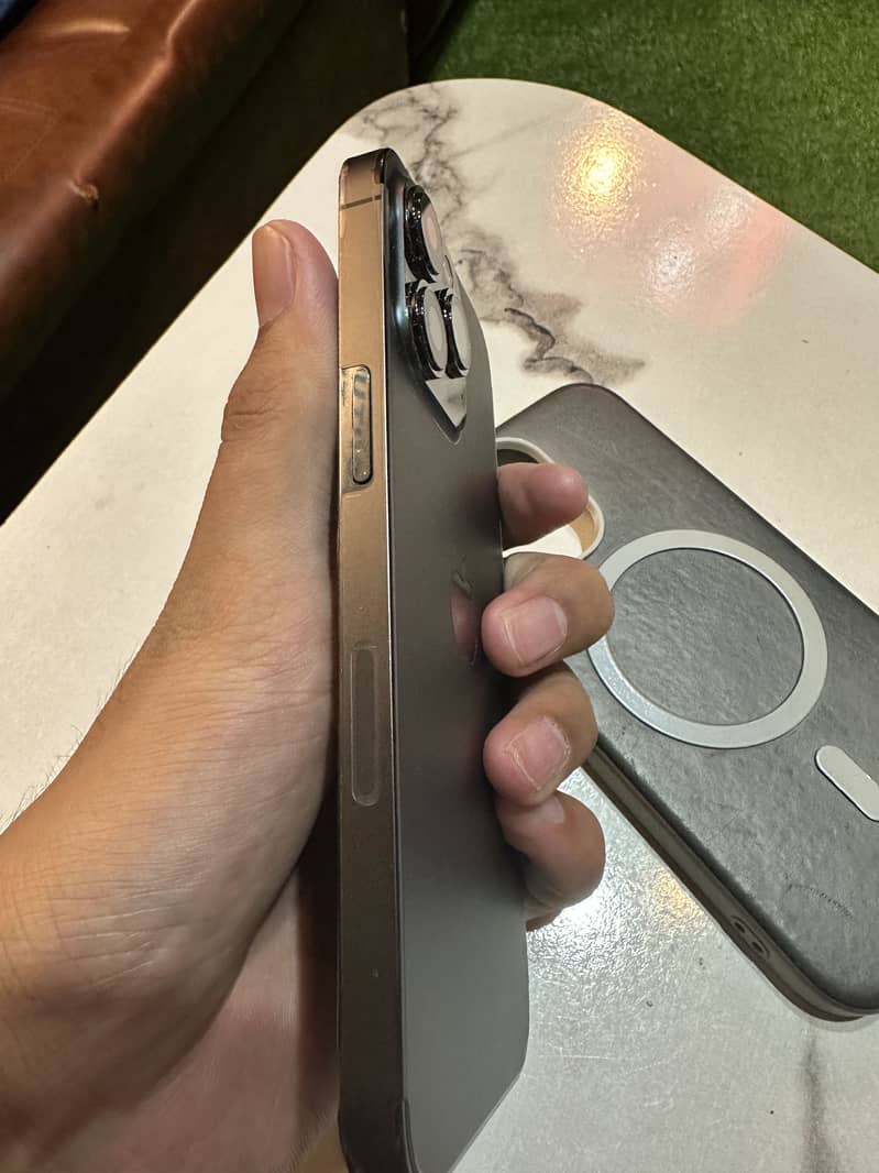 Apple iPhone 13 Pro 5