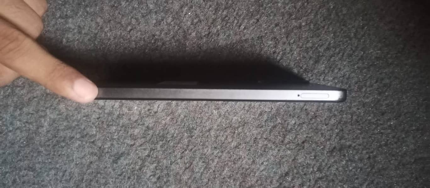Realme Note 60x 4