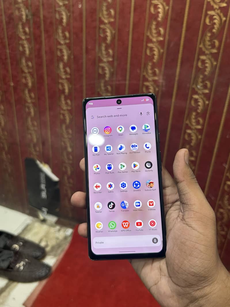 Google Pixel 6 4