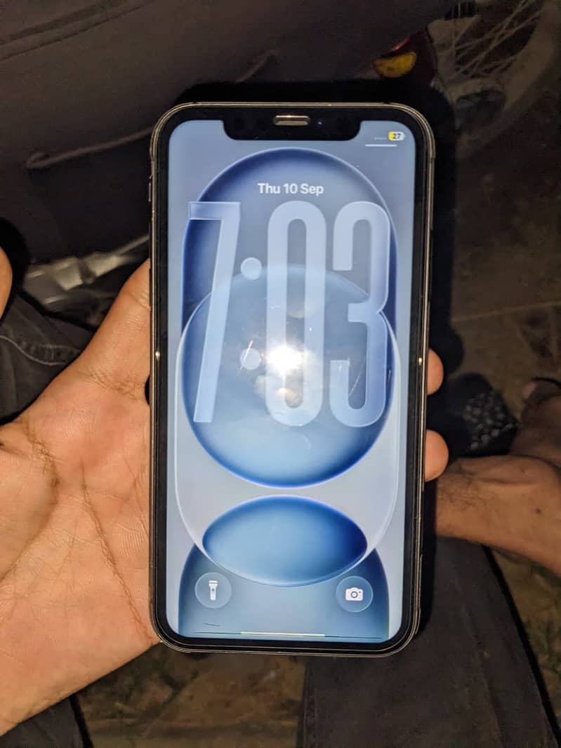 Apple iPhone 11 1