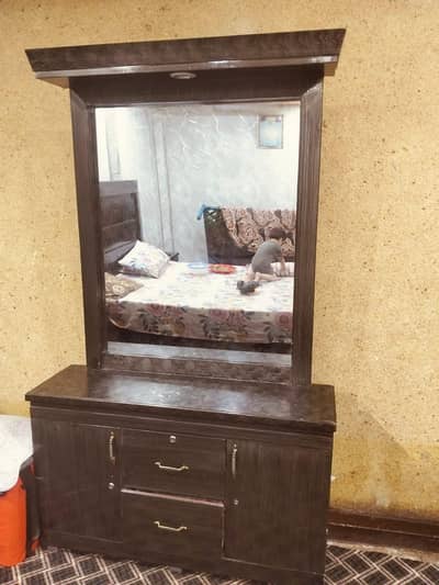Dressing drawer  table
