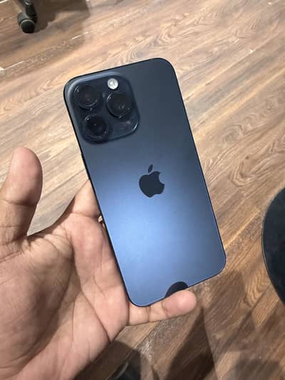 Apple iPhone 15 Pro Max - Deep Blue Color 10/10