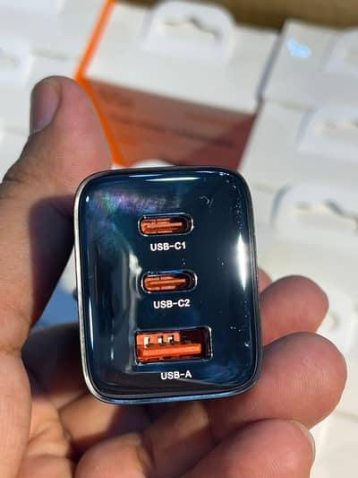 Toocki 65w GaN tech 2C + 1A port