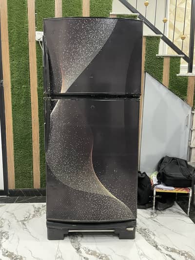 Full size Dawlance refrigerator for sale