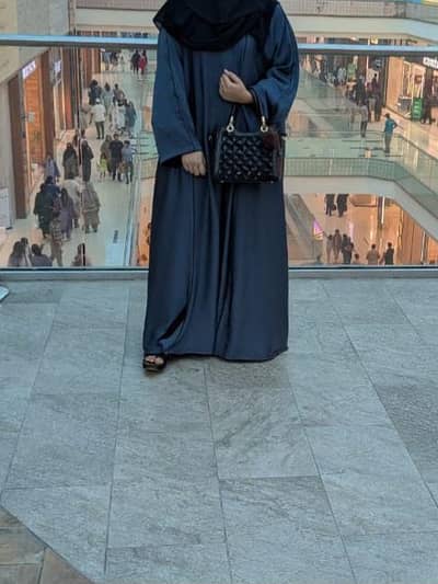 sudia ka abaya hy fabric bht best hy