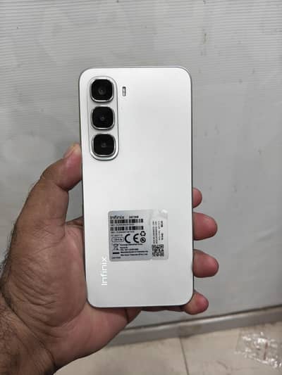 Infinix HOT60i