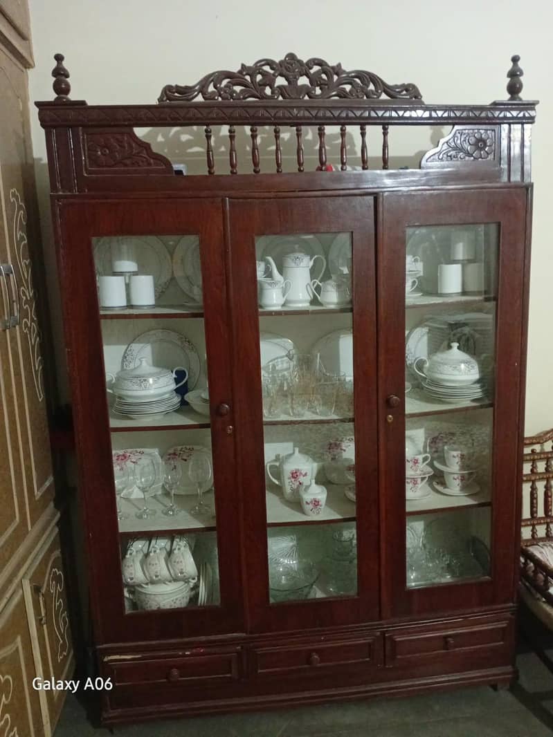 cupboard 1
