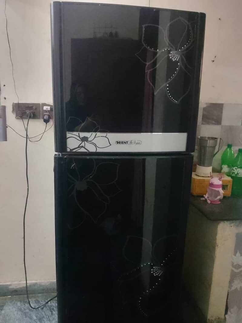 refrigerator 0