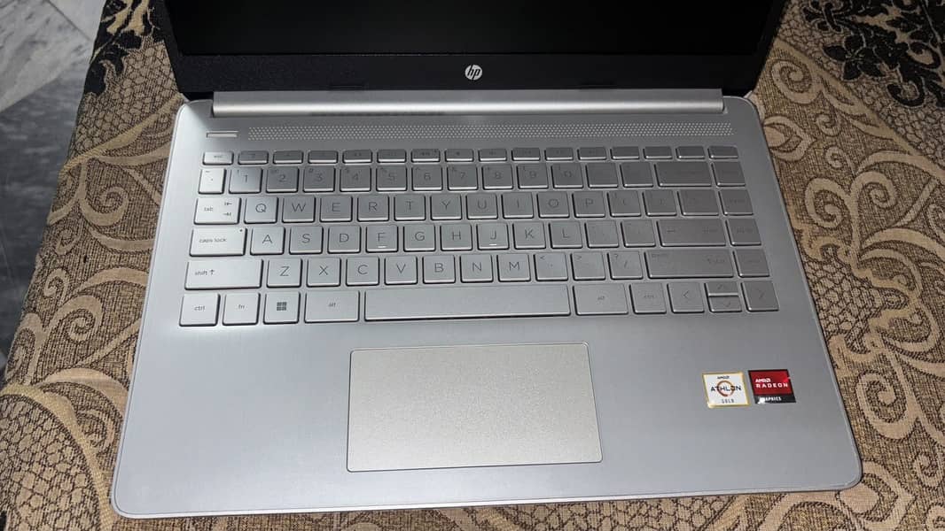 HP desktop 1
