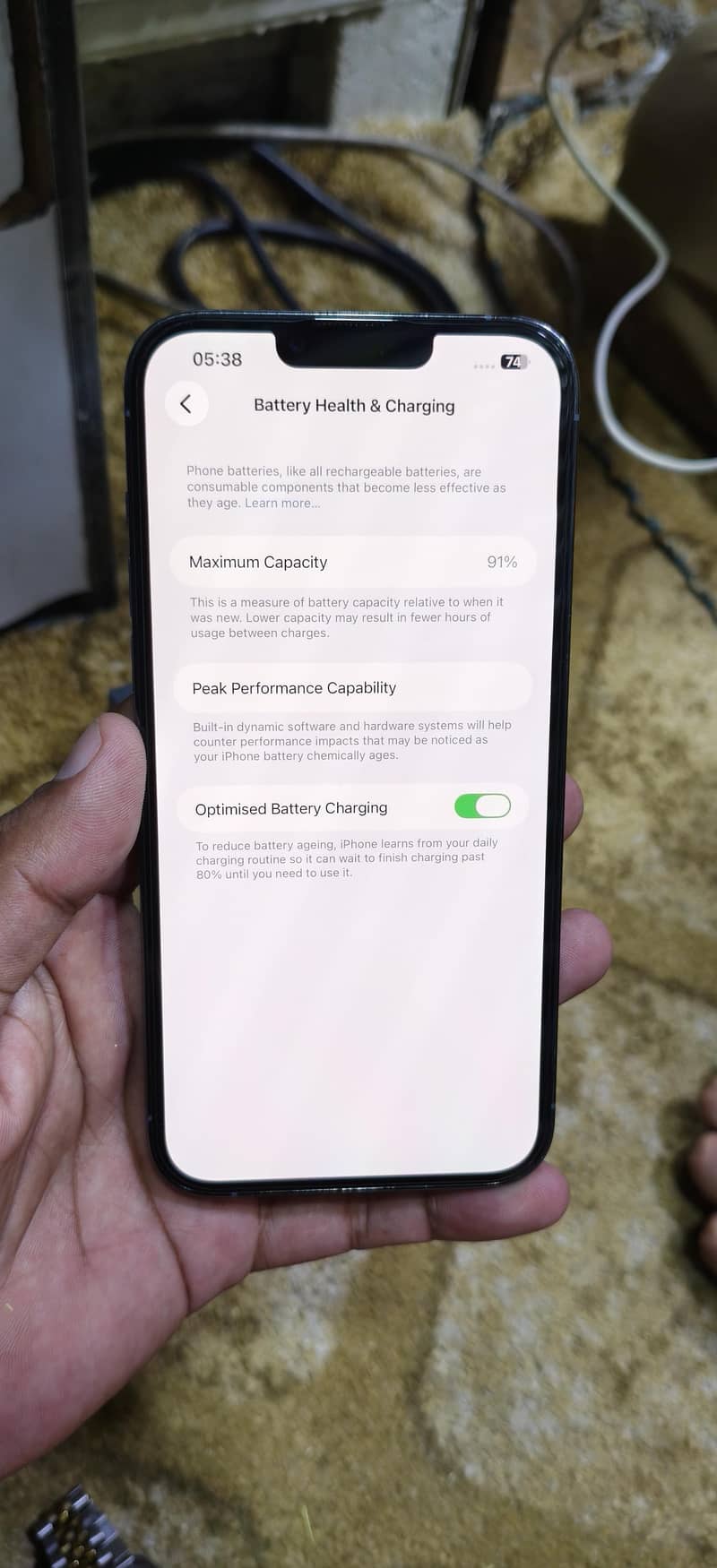 Apple iPhone 13 Pro Max 4