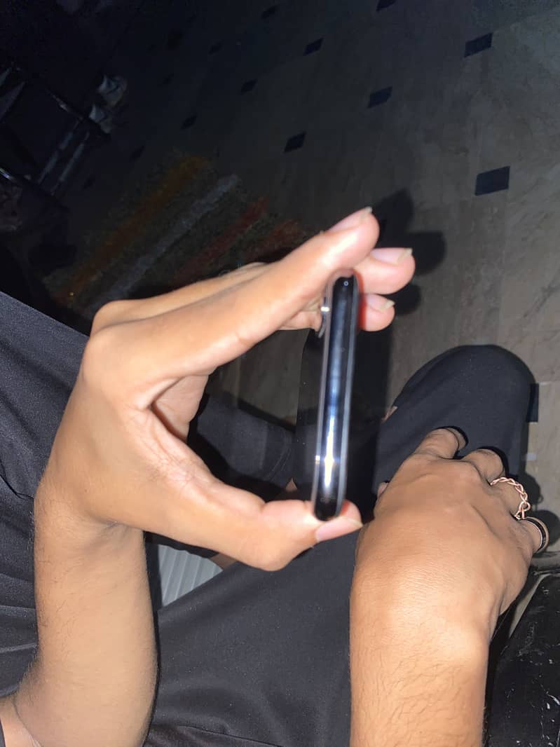 Apple iPhone X 1