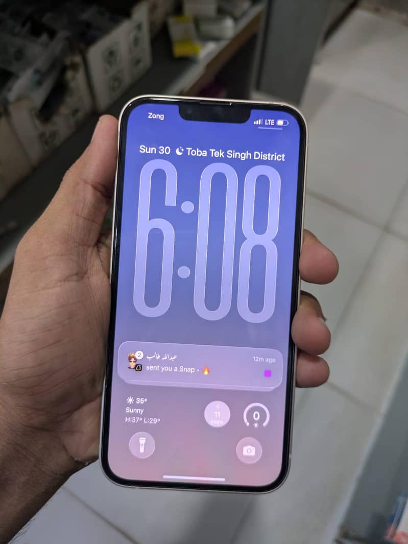 Apple iPhone 13 0