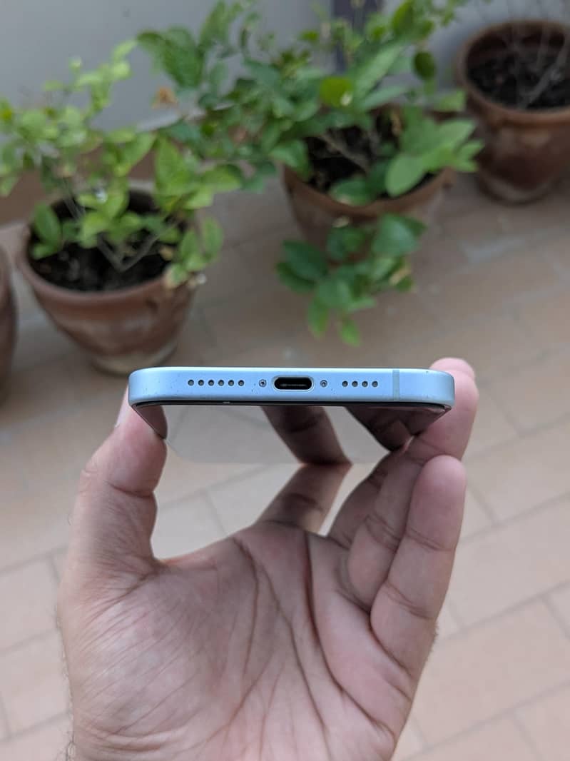 Apple iPhone 15 plus 3