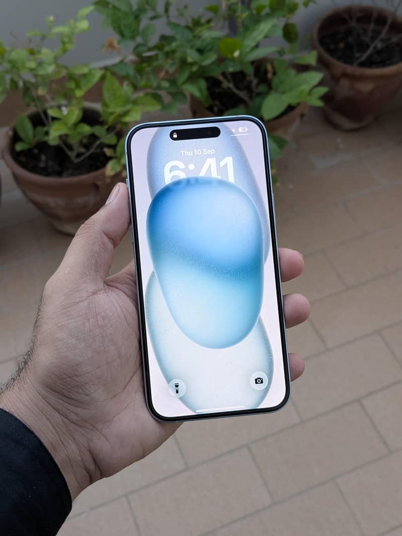 Apple iPhone 15 plus 6