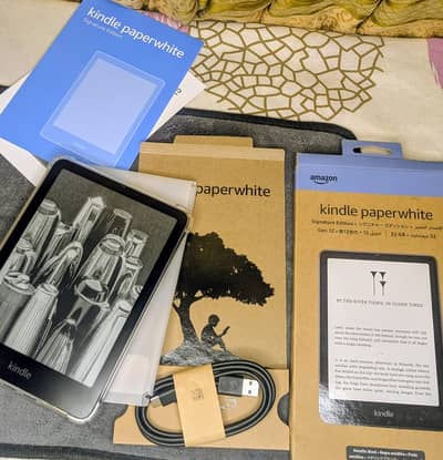 Kindle Paperwhite 6 12th Gen | 32GB Signature Edition | Brand New