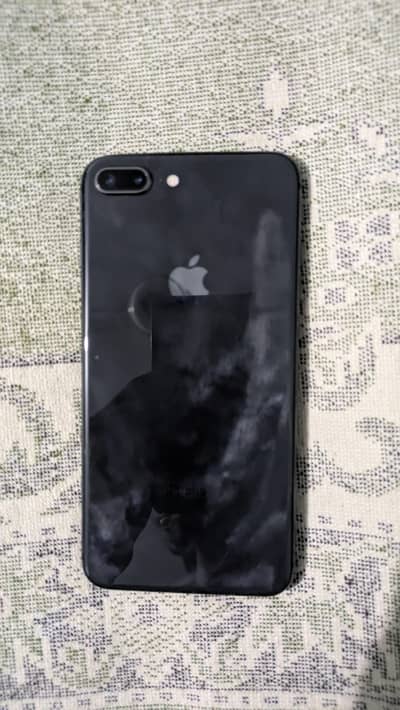 Apple iPhone 8 Plus