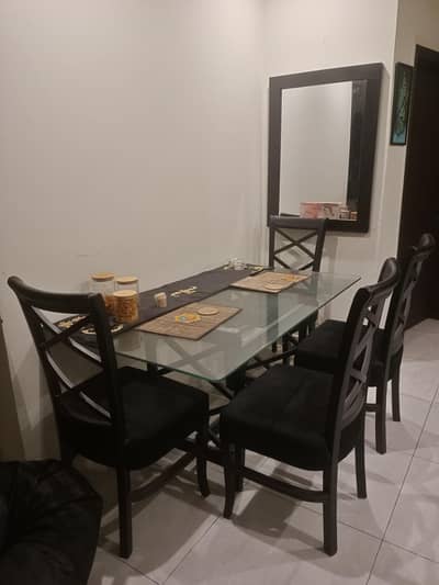 dining table for sale with 4 chairs glass is 12 mm tempared