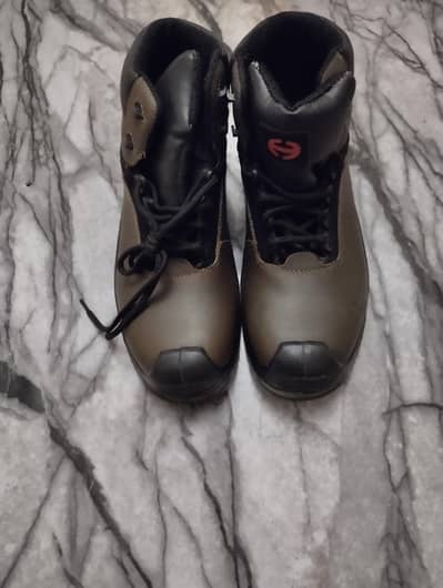 safety boots