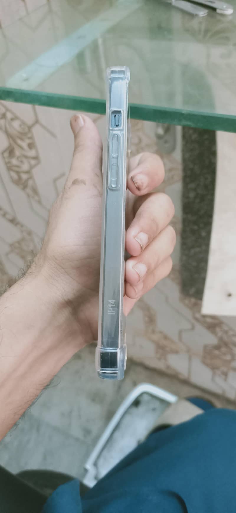 Apple iPhone 14 2