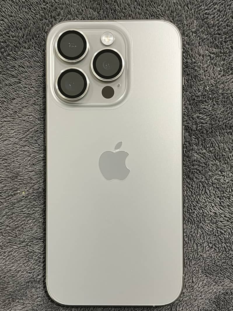 iPhone 15 Pro 0
