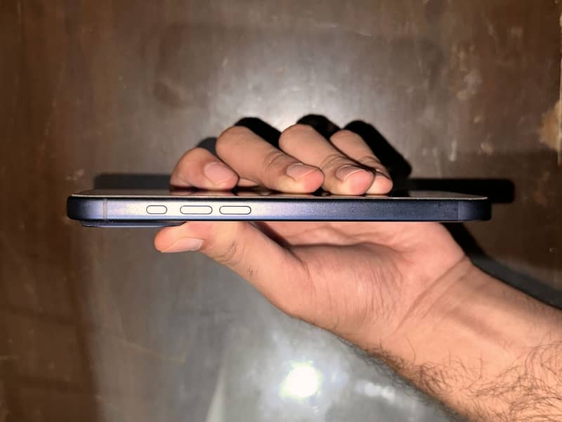 Apple iPhone 17 Pro Max 0