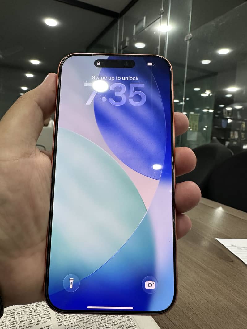 Apple iPhone 17 Pro Max 2