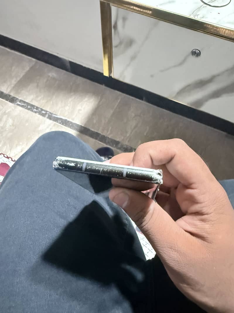 Google Pixel 6a 1