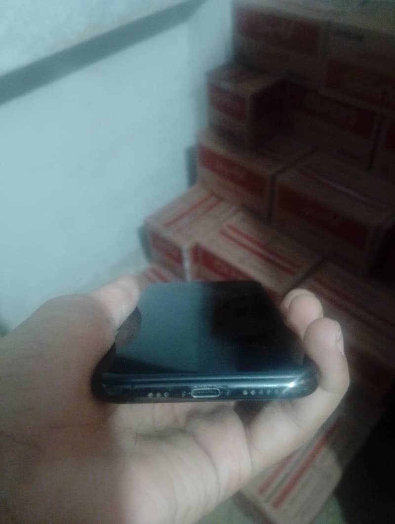 Apple iPhone X 2