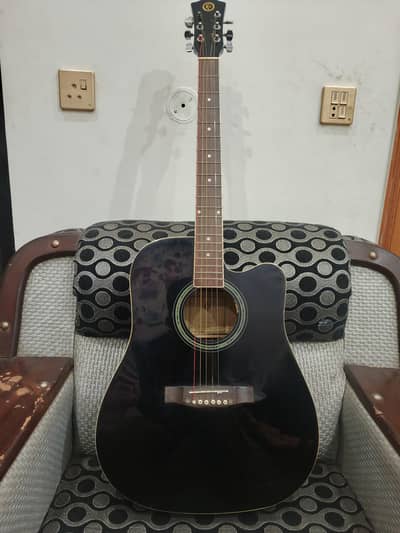 Urgent sale Acoustic guitar