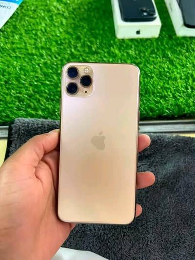 iPhone 11 Pro Max 256 GB PTA ha 0327/60/36/956 my WhatsApp number