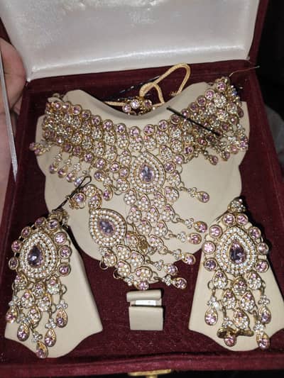 2 bridle sets 1 carat gold. only 1 time used